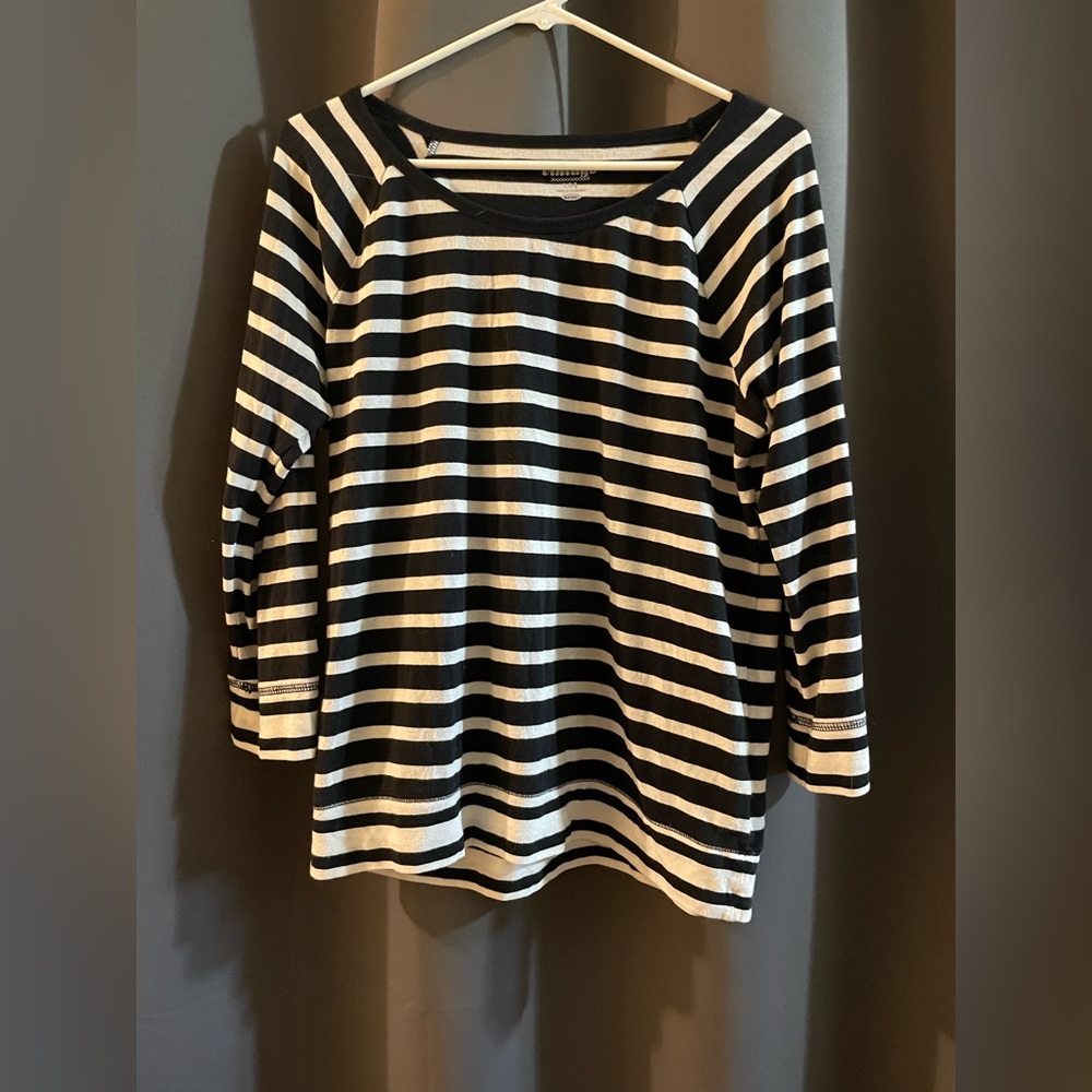 Old Navy "Vintage" 3/4 Sleeve Striped TShirt - L